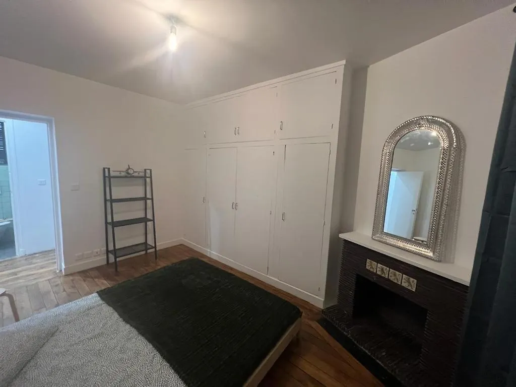 شقة New Entiry Apartment-Private Rooms In باريس