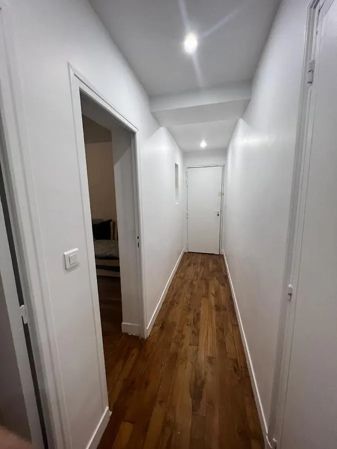 New Entiry Apartment-Private Rooms In باريس 0*,